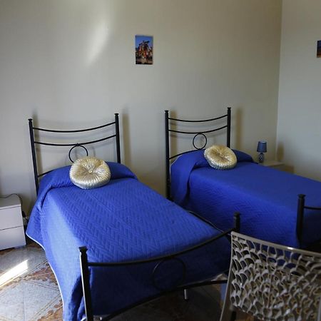 B&B Al Centro นิโกเซีย ภายนอก รูปภาพ