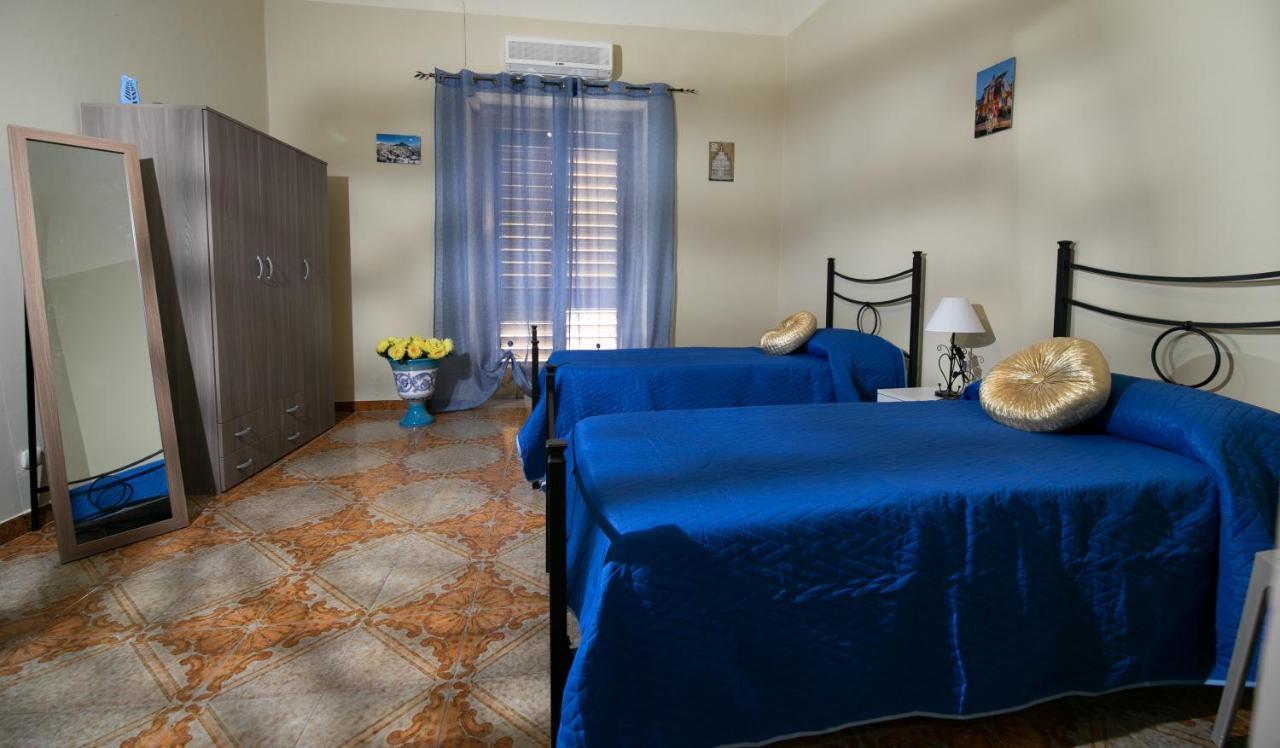 B&B Al Centro นิโกเซีย ภายนอก รูปภาพ