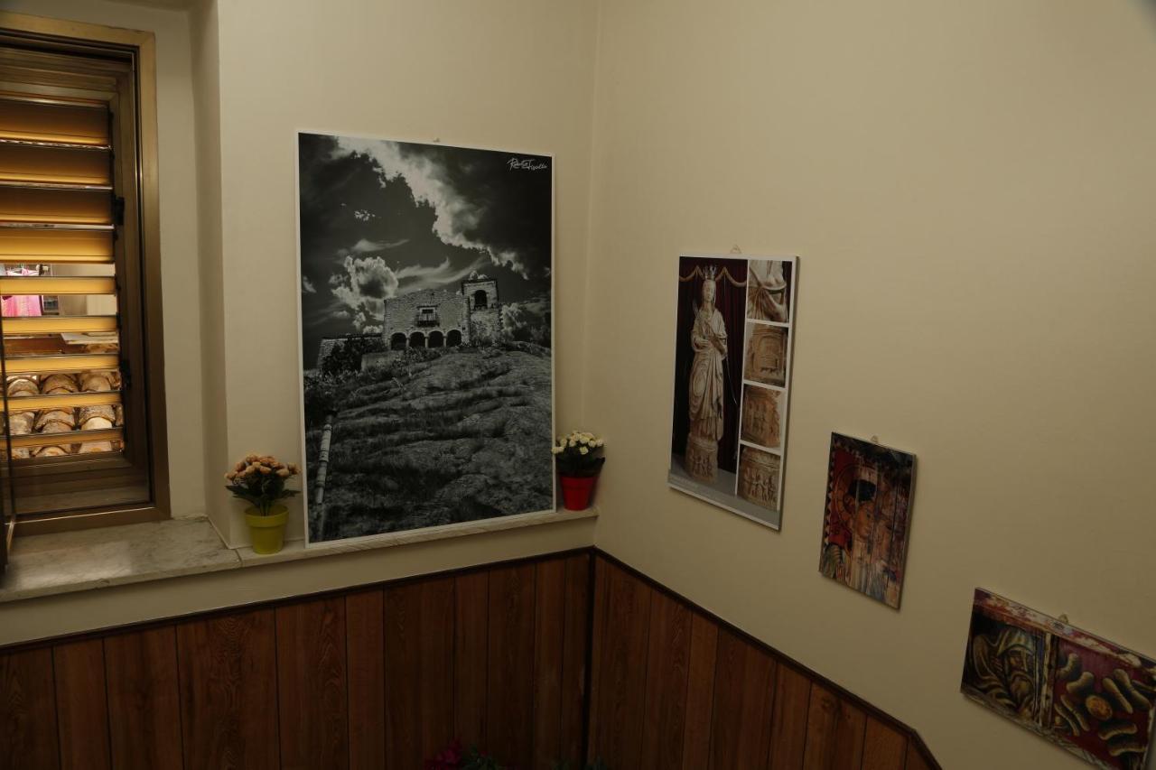 B&B Al Centro นิโกเซีย ภายนอก รูปภาพ