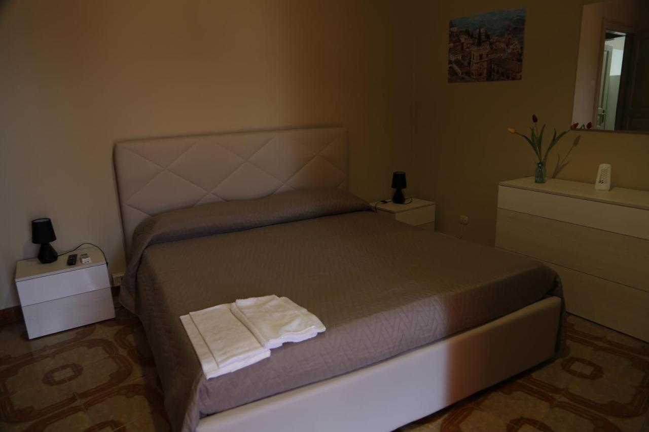 B&B Al Centro นิโกเซีย ภายนอก รูปภาพ